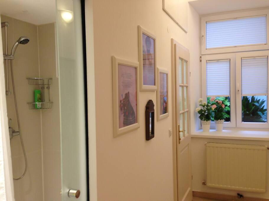 Danube Art Apartments Wina Bagian luar foto