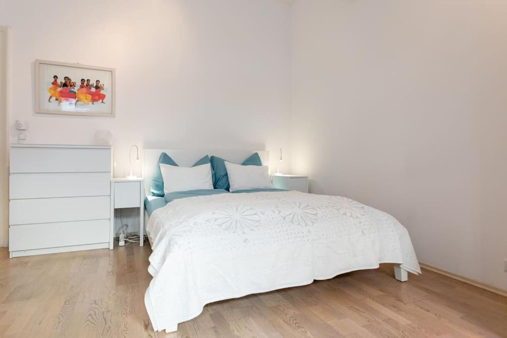 Danube Art Apartments Wina Bagian luar foto
